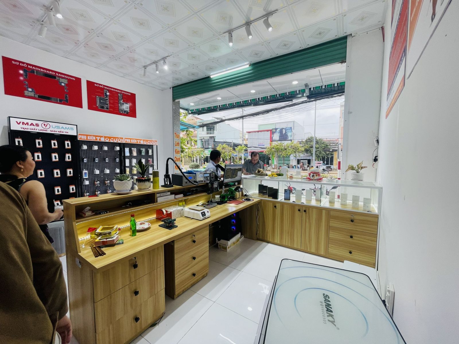 TRUNG TÂM SỬA CHỮA ĐIỆN THOẠI TÁO CƯỜI CHI NHÁNH SÓC TRĂNG